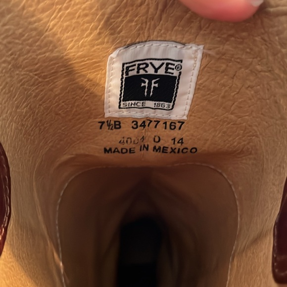 Frye Melissa Button Lug-Sole Tall Riding Boot, Cognac, size 7.5 - Picture 5 of 7